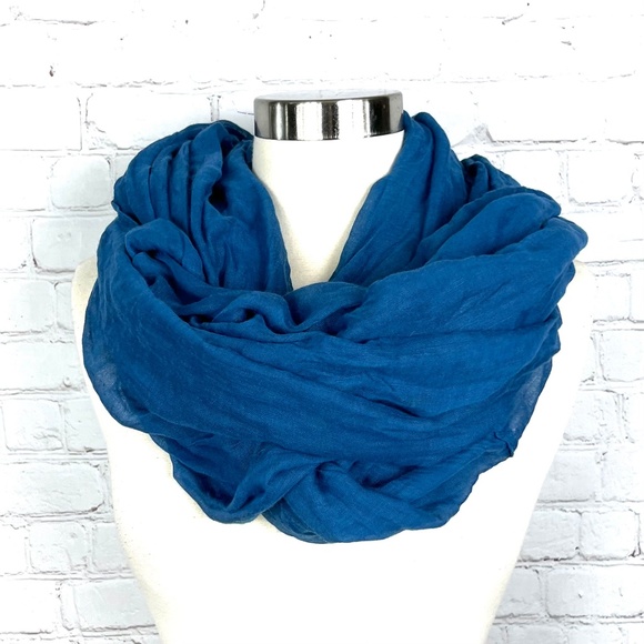 Target Accessories - |•Teal Blue Infinity Scarf•|